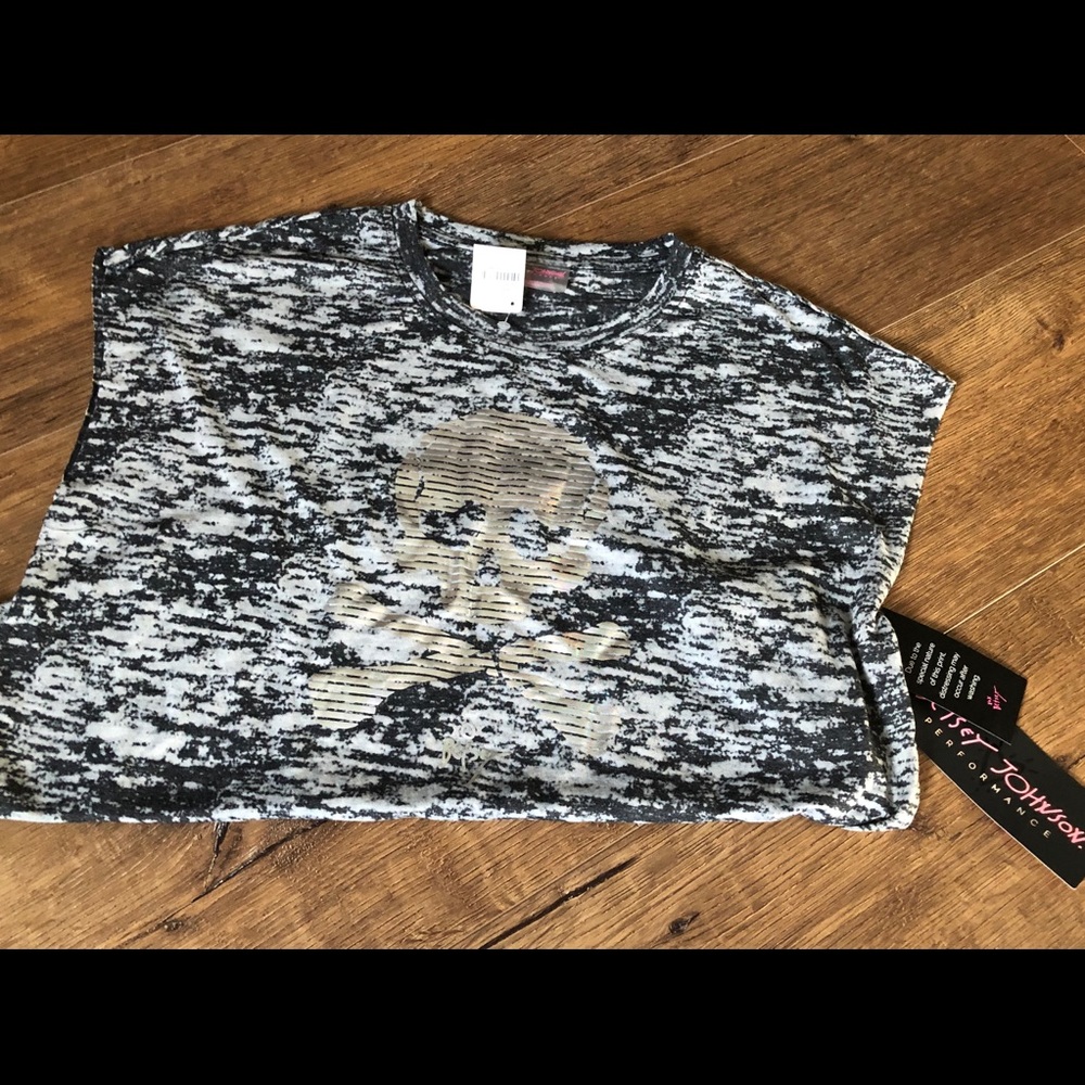 BETSY JOHNSON-NWT Short Sleeve Skull Top